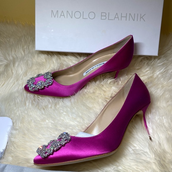 New authentic Manolo Blahnik hangisi heels - Picture 4 of 14